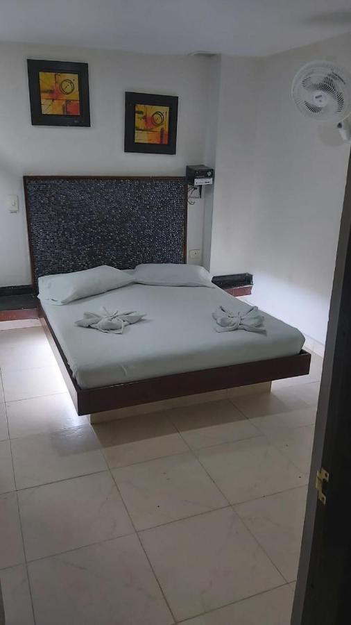 Hotel Marat Suite Medellín Eksteriør bilde